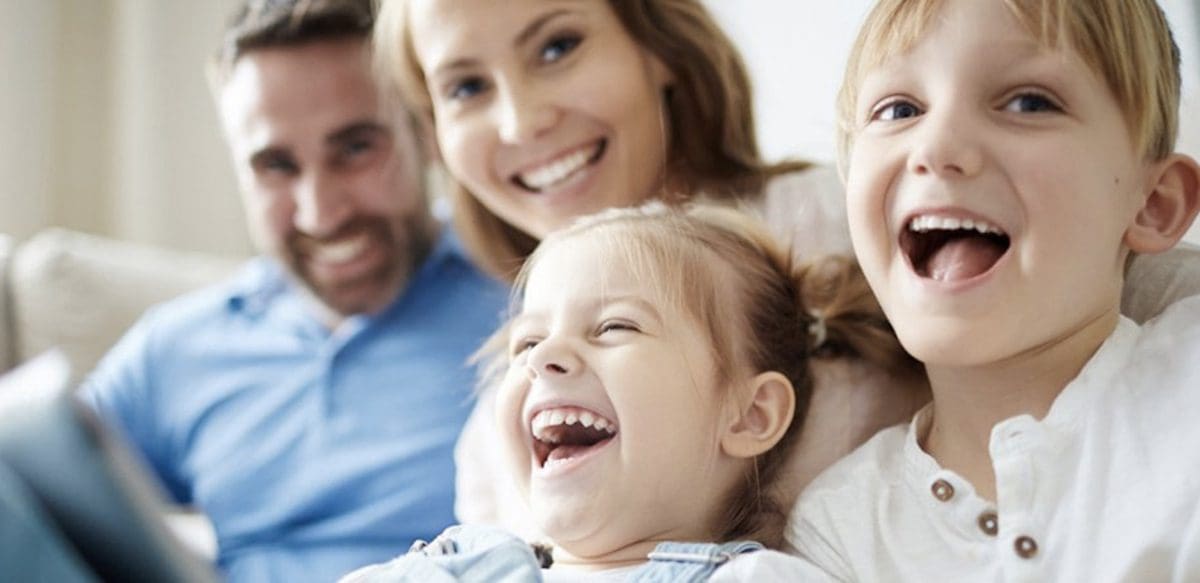 Știința spune că există ceva ce puteți face pentru copilul vostru ca să devină un adult fericit și împlinit