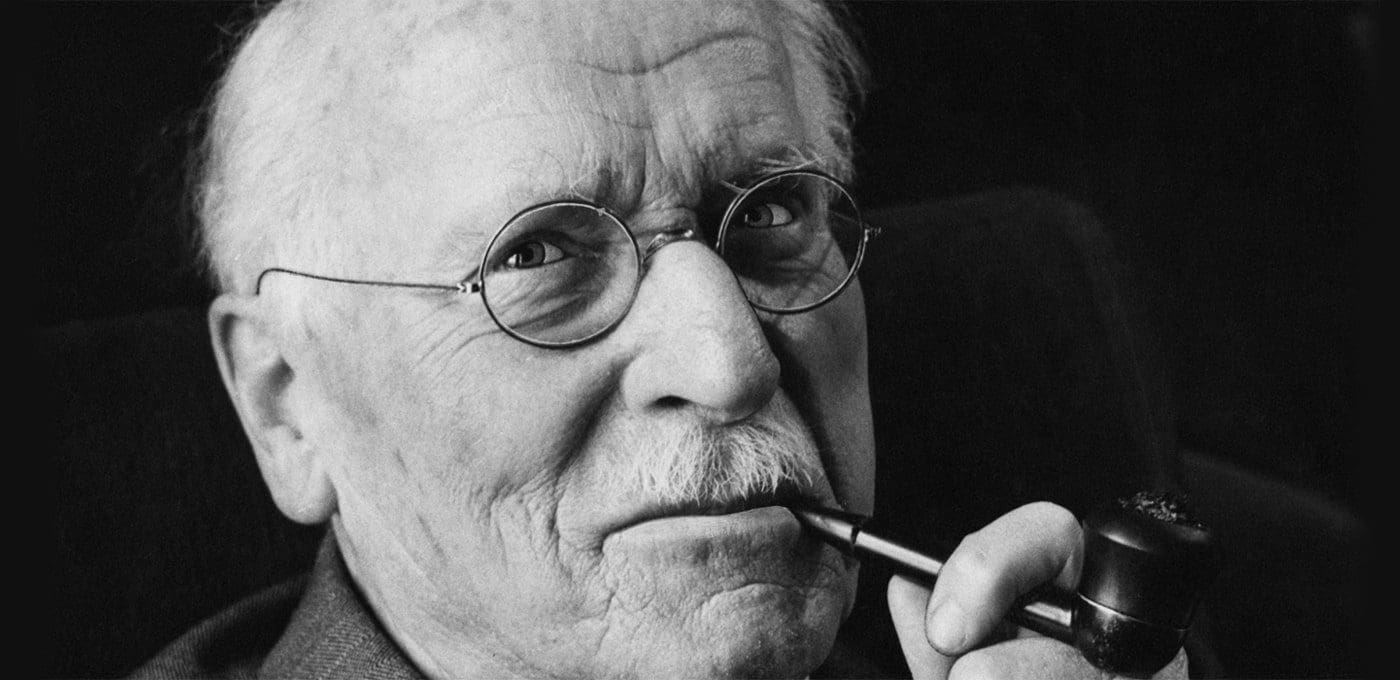 Carl Jung: „Nu sunt ceea ce mi s-a întamplat, sunt ceea ce aleg să devin!“ #AltfelDespreOameni